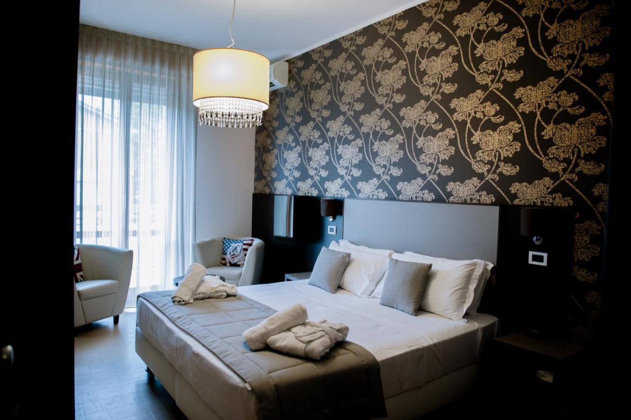 Hotel Lalla Beauty & Relax Чезенатико Экстерьер фото
