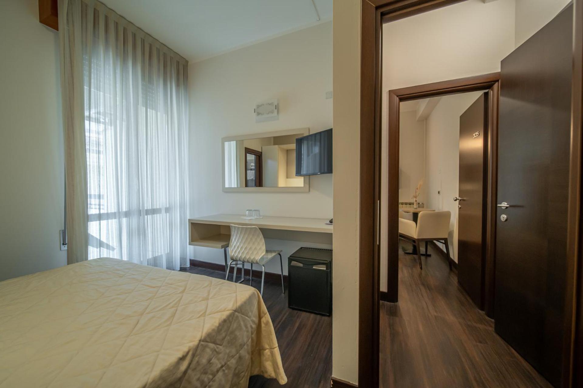 Hotel Lalla Beauty & Relax Чезенатико Экстерьер фото