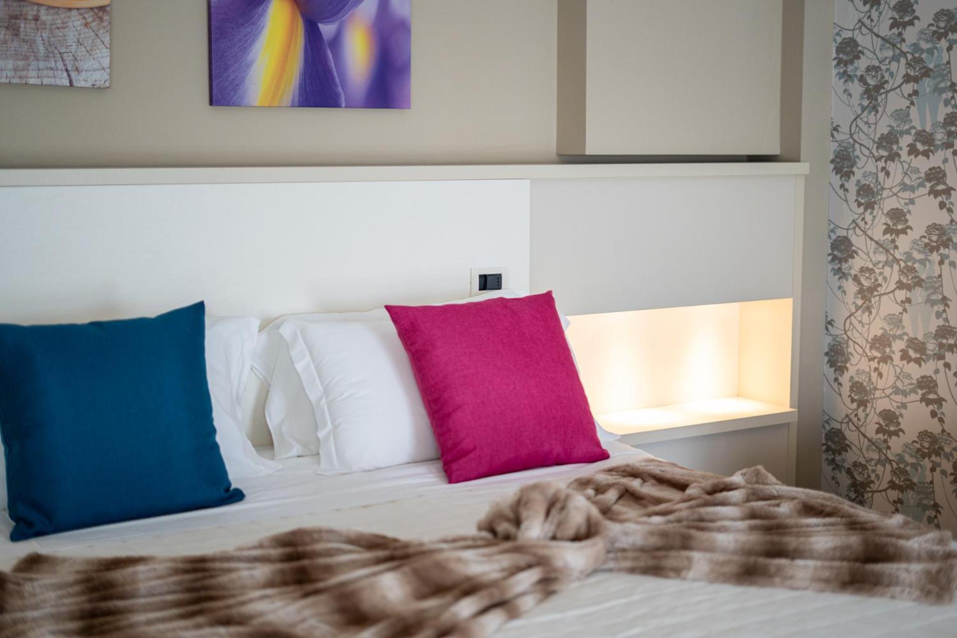Hotel Lalla Beauty & Relax Чезенатико Экстерьер фото