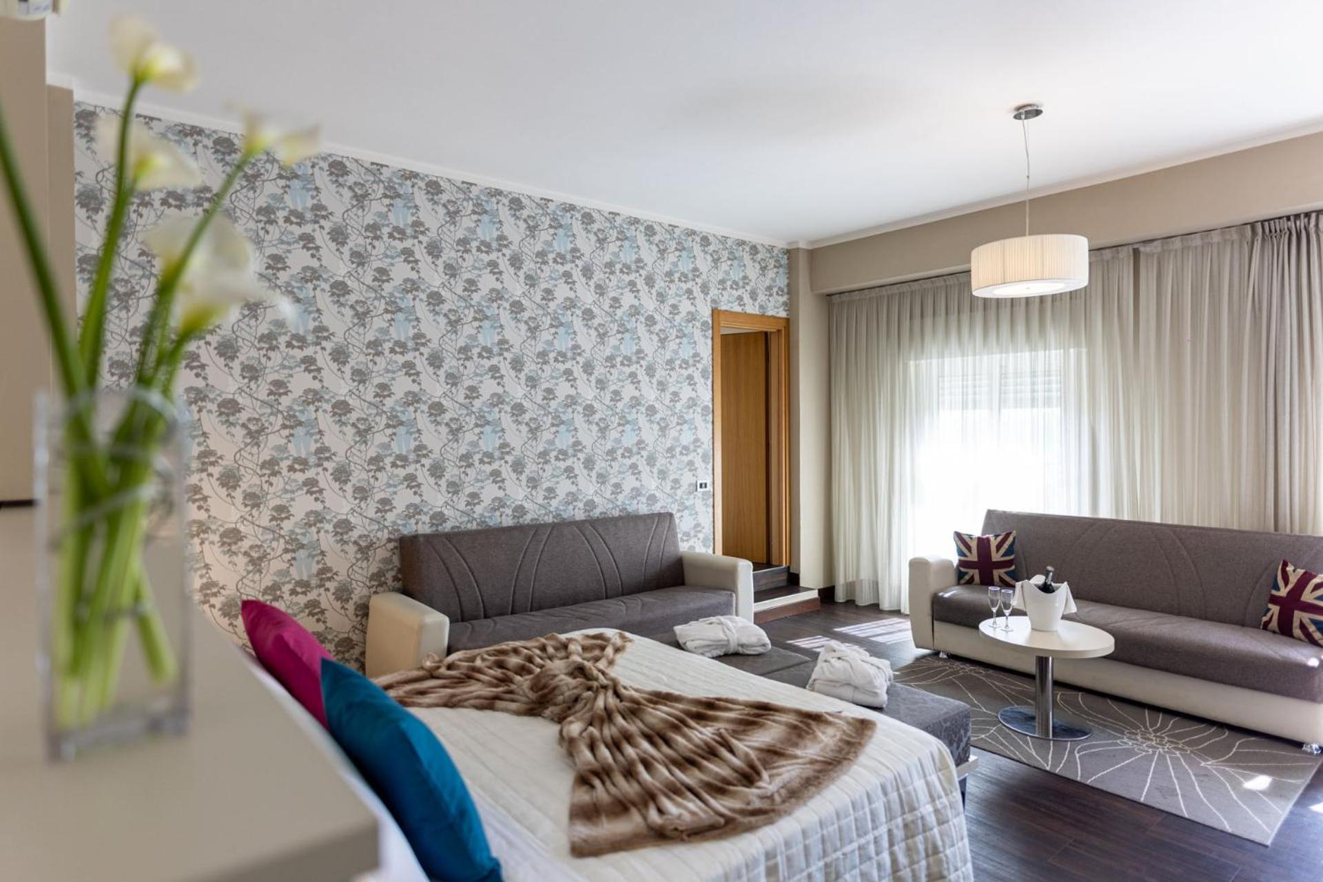 Hotel Lalla Beauty & Relax Чезенатико Экстерьер фото