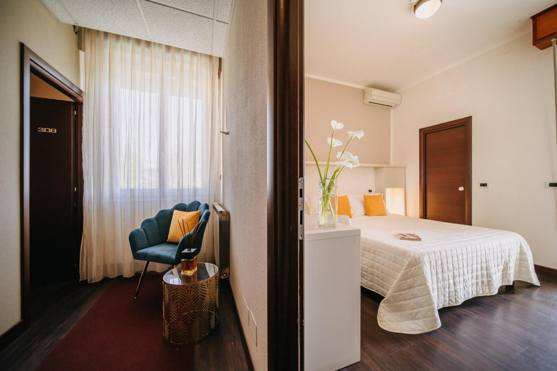 Hotel Lalla Beauty & Relax Чезенатико Экстерьер фото