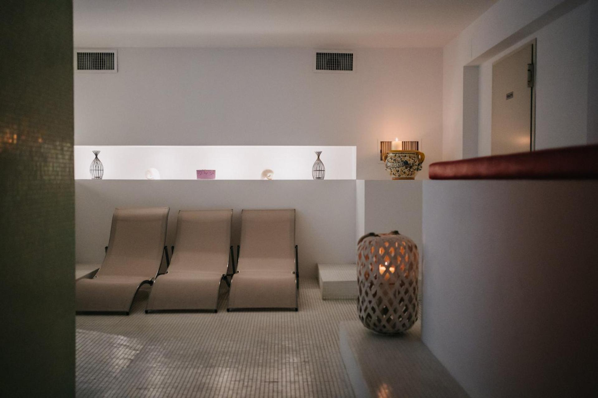 Hotel Lalla Beauty & Relax Чезенатико Экстерьер фото